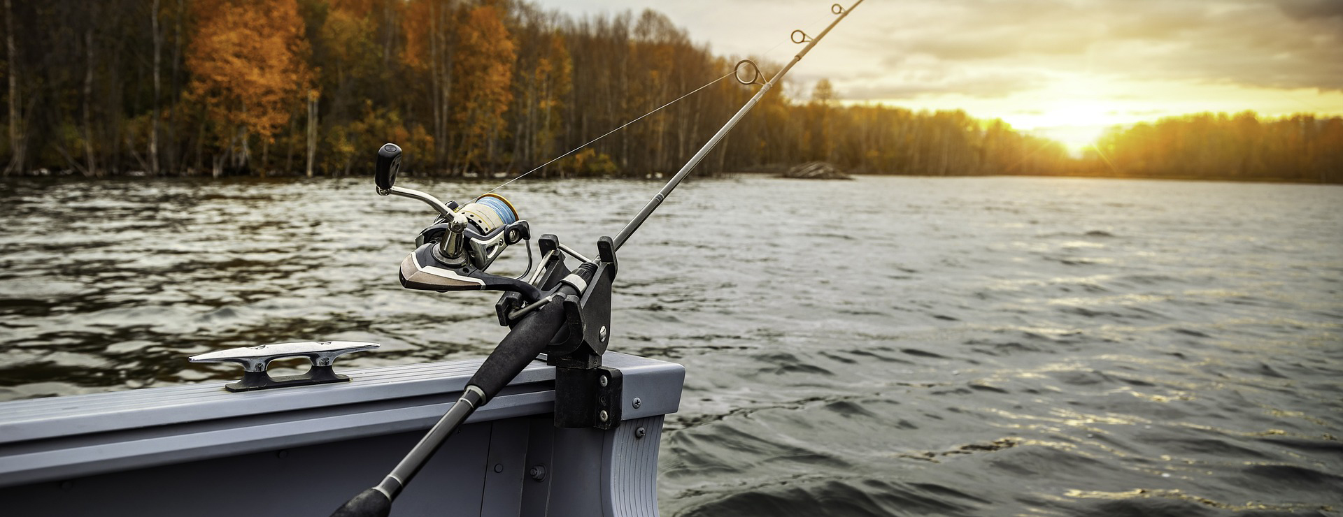 Angelausrüstung -Angelausrüstung fishing boat 5541327 1920
